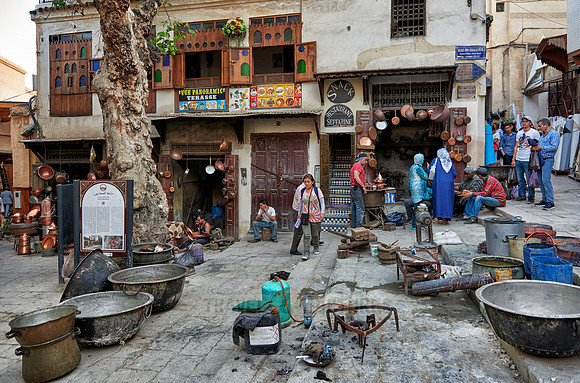 Metal craftsmen at Place Seffarine