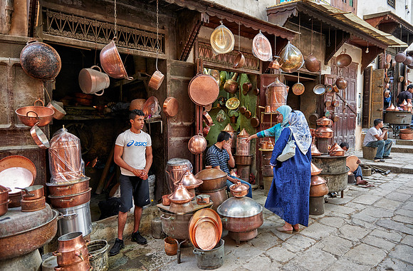 Metal craftsmen at Place Seffarine