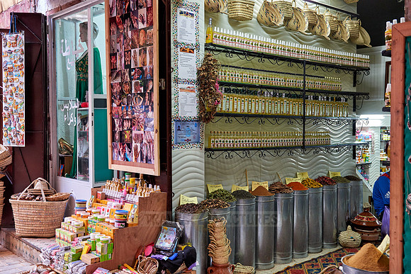 shops in medina of Fez