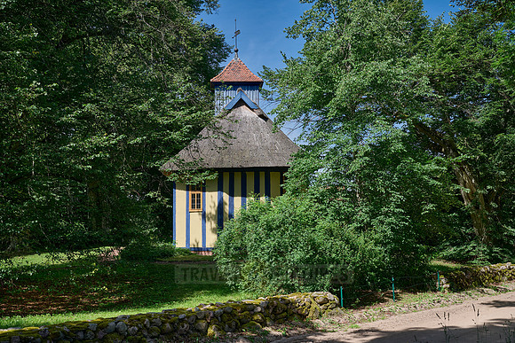 Kirchlein im Gruenen