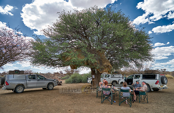 camping on Farm Garas