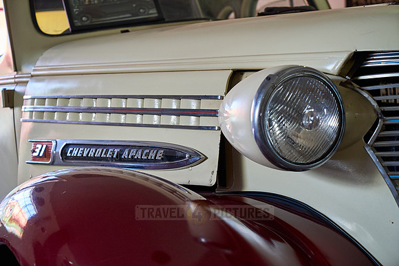 rusty classic car as decoration in Canyon Road House