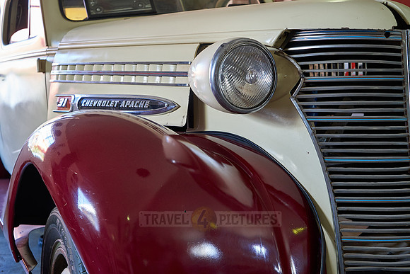 rusty classic car as decoration in Canyon Road House
