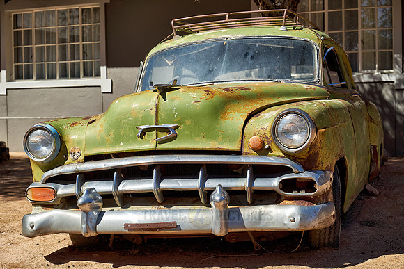 rusty classic car as decoration in Canyon Road House