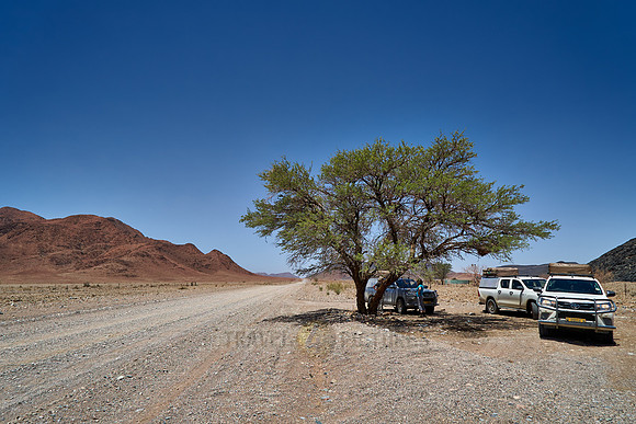 tourist self drive cars in Namib Naukluft Park