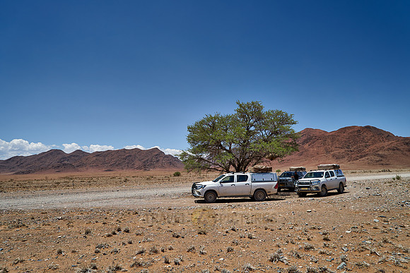 tourist self drive cars in Namib Naukluft Park