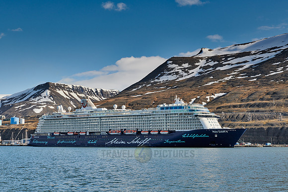 huge cruise ship in harbor of Longyearbyen