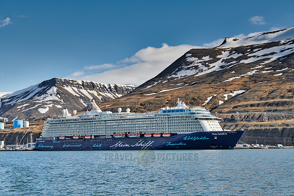 huge cruise ship in harbor of Longyearbyen