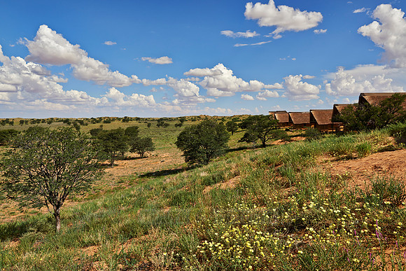 outside view of Rooiputs Lodge