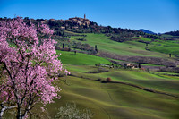 view over landscape of Val de Orcia to Pienza