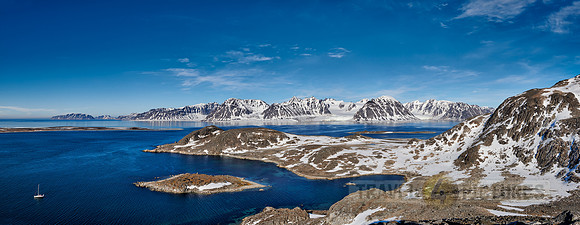 landscape seen from Virgohamna