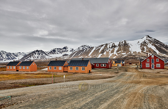 buildings of the Northernmost settlement Ny-Ålesund