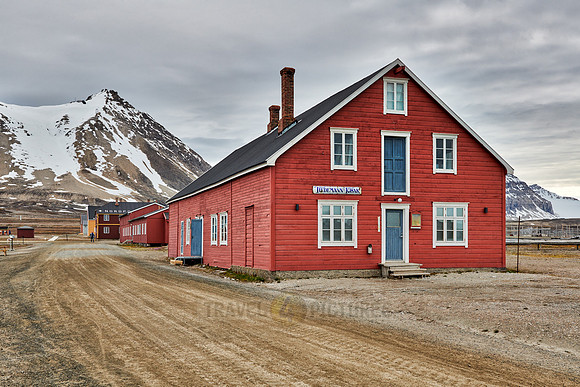 buildings of the Northernmost settlement Ny-Ålesund