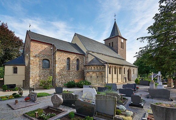 church St. Nikolaus Tüddern-Millen