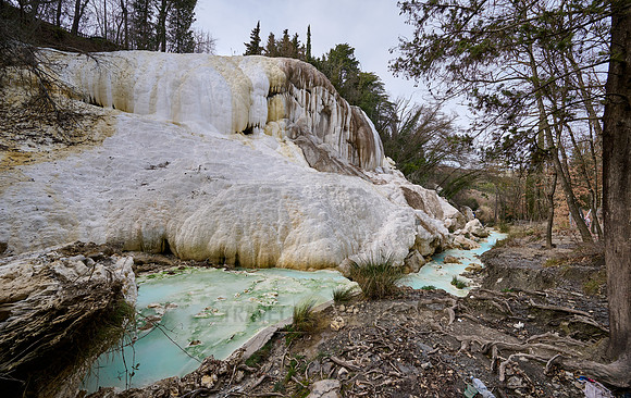 The White Whale, Bagni San Filippo