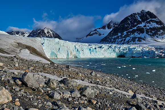 glacier Gullybreen