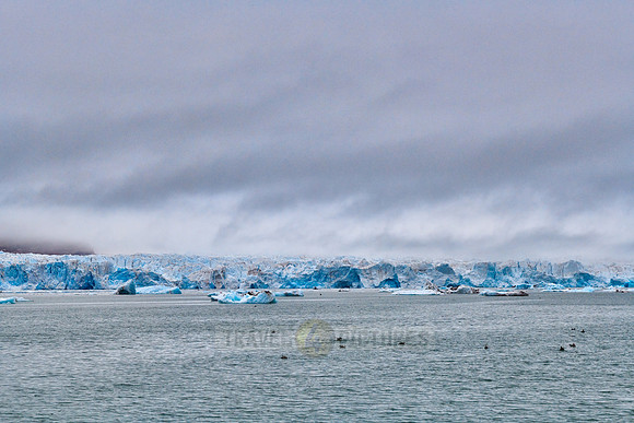 blue ice of Kronebreen or Crown glacier
