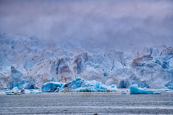 blue ice of Kronebreen or Crown glacier
