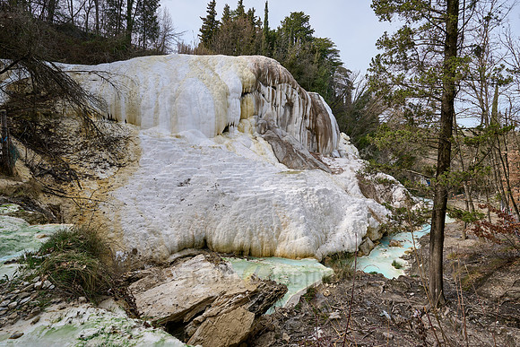 The White Whale, Bagni San Filippo