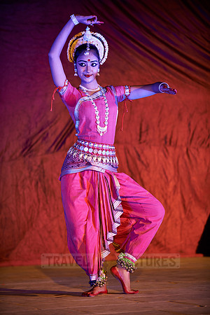 traditional indian dance during Pushkar Mela