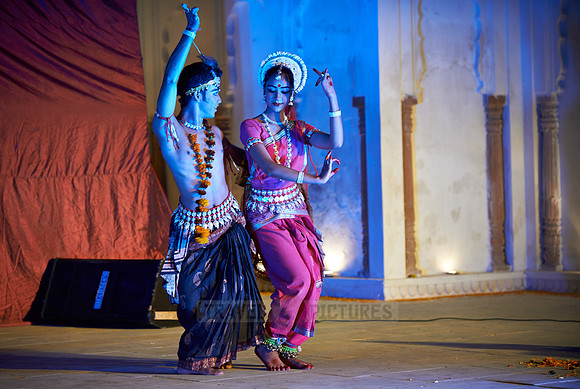 traditional indian dance during Pushkar Mela
