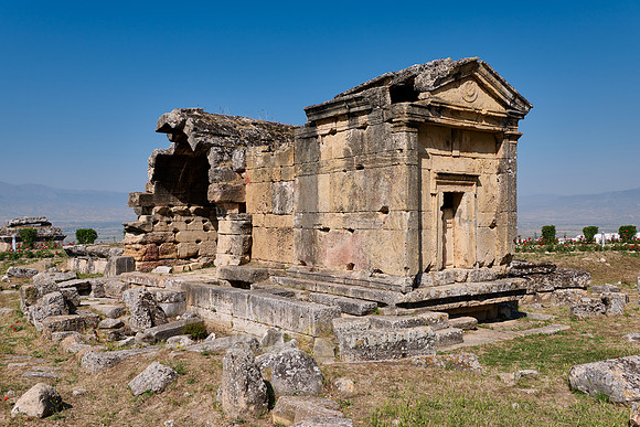nothern necropolis in Greek Hierapolis