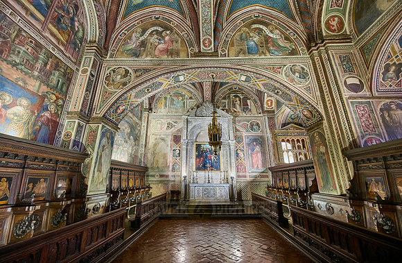 chapel with frescos in Palazzo Pubblico, Siena