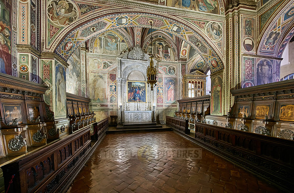 chapel with frescos in Palazzo Pubblico, Siena