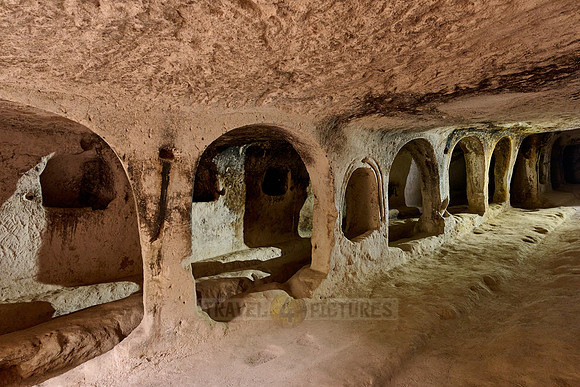 cave dwellings in Keslik Monastery