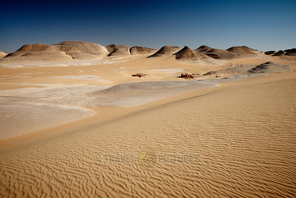 desert landscape near Oasis Dakhla