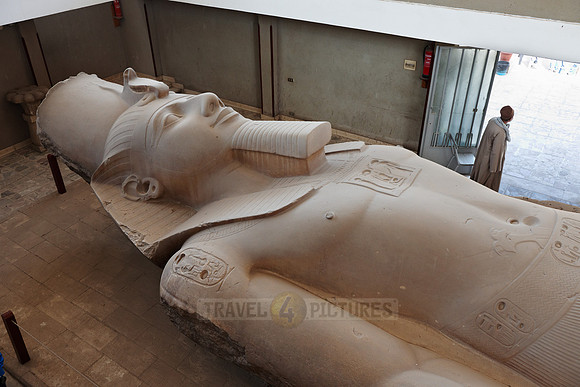 Giant statue of Ramses II