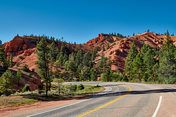 Strasse durch den Red Canyon |Road through Red Canyon|