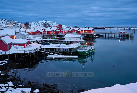 view of Reine, Lofoten
