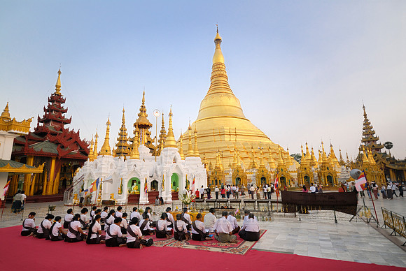 SHWEDAGON PAGODA