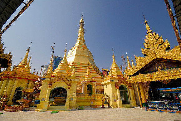 Sule Pagoda