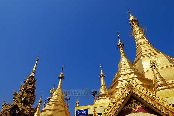 Sule Pagoda