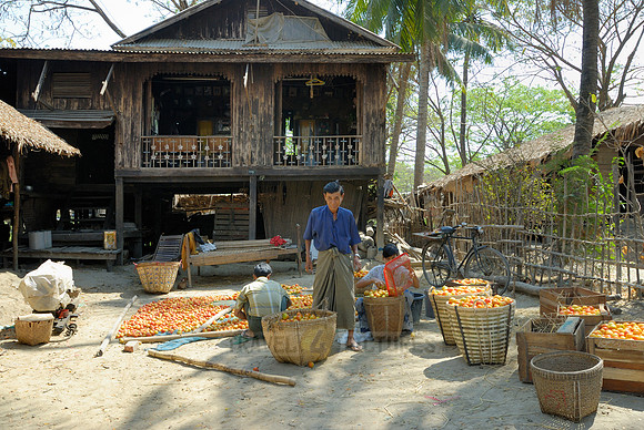 village near Kyaikhtiyo