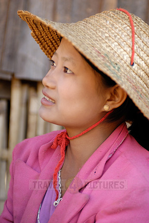 portrait of traditional woman of Palaung tribe