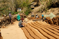 produktion of bricks of Palaung tribe