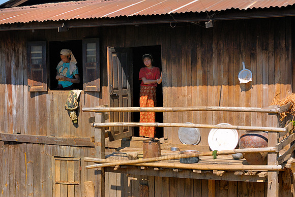 typical housing of Palaung tribe
