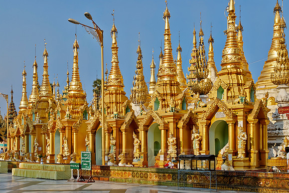 imposing buildings in SHWEDAGON PAGODA
