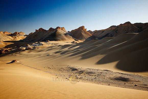 desert landscape with mountains at old caravan road