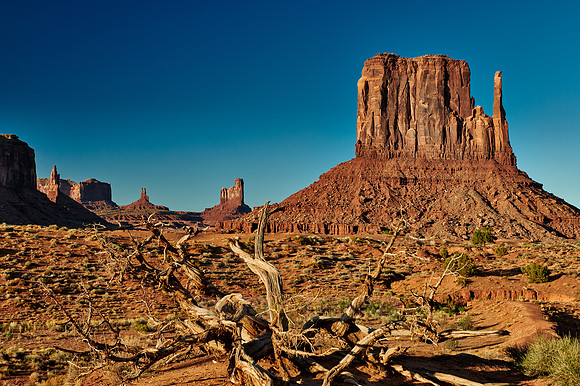 The West Mitten Butte in Monument Valley