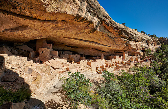 Cliff Palace, Cliff dwellings in Mesa-Verde-National Park