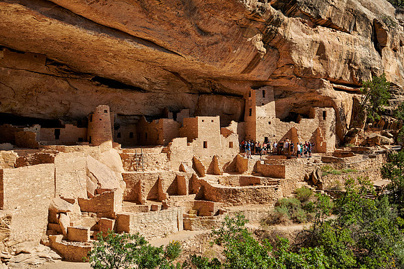 Cliff Palace, Cliff dwellings in Mesa-Verde-National Park