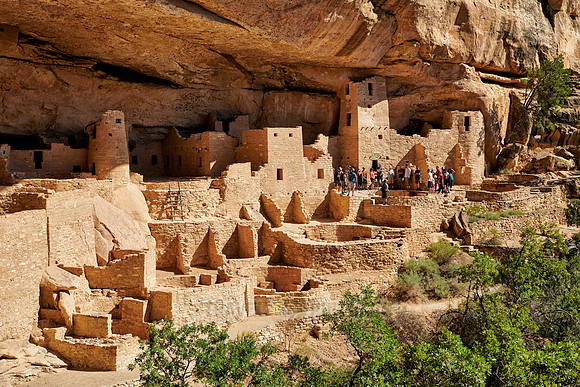 Cliff Palace, Cliff dwellings in Mesa-Verde-National Park