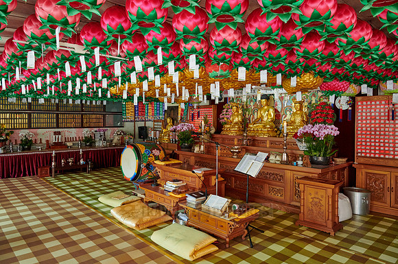 interior shot of Baekunsa Temple or "White Cloud Temple" on Yeonjondo Island