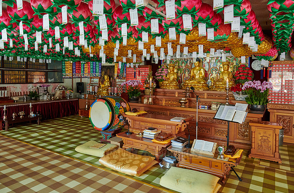 interior shot of Baekunsa Temple or "White Cloud Temple" on Yeonjondo Island