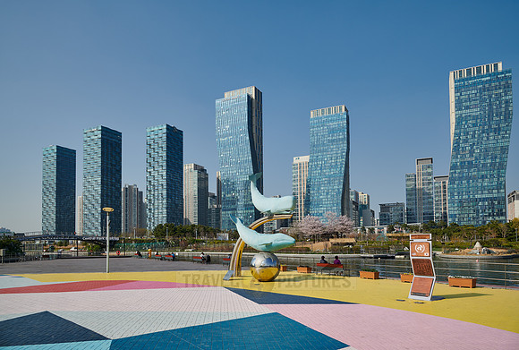 whale figures in Central Park of Songdo International Business District