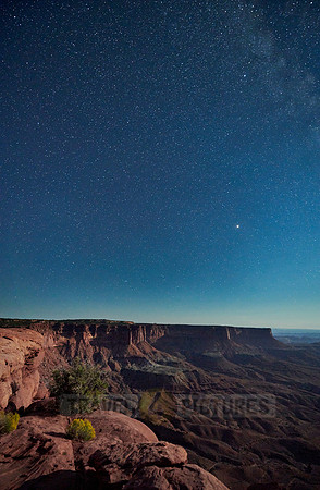 night sky over Canyonlands National Park, Island in the Sky